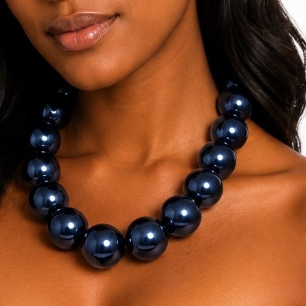 You and I Chunky Midnight Blue Oversized Bead Necklace Silver Tone Vintage J-01